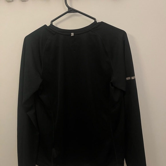 Nike long sleeve running shirt - Picture 5 of 5